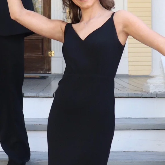Black formal dress - Picture 2 of 3